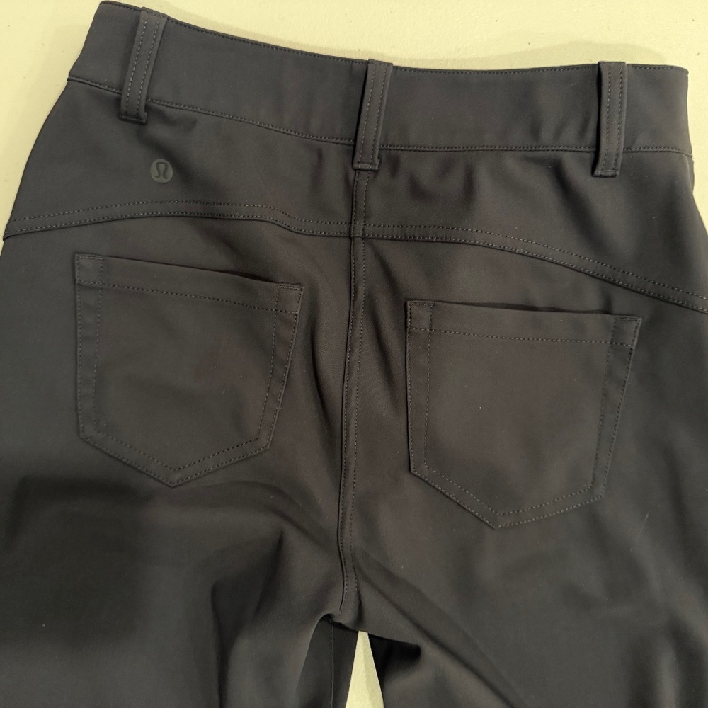 Black Lululemon Pants (Pockets and Zip) - size 27